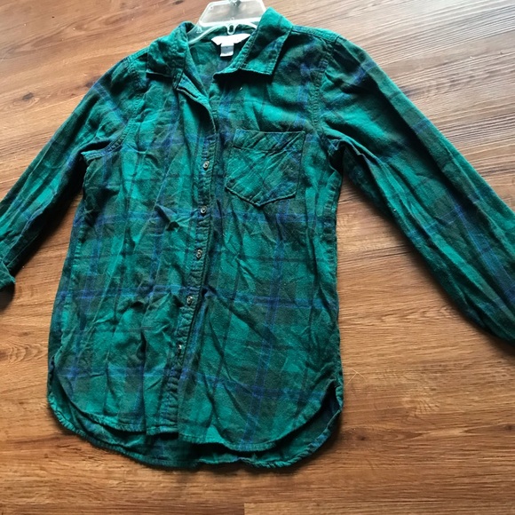 Old Navy button down - Picture 5 of 7